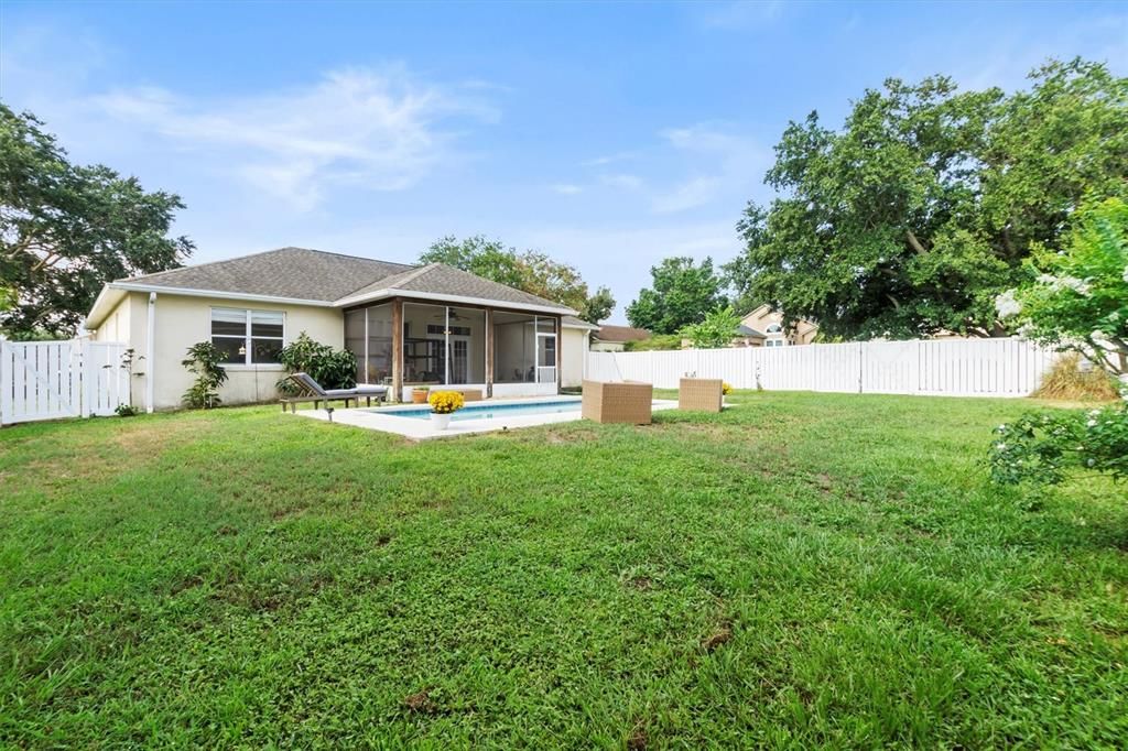 Active With Contract: $359,000 (4 beds, 2 baths, 1765 Square Feet)