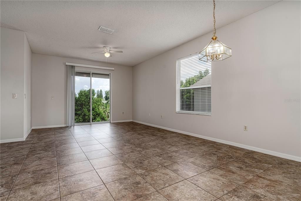 For Sale: $309,900 (3 beds, 2 baths, 1529 Square Feet)