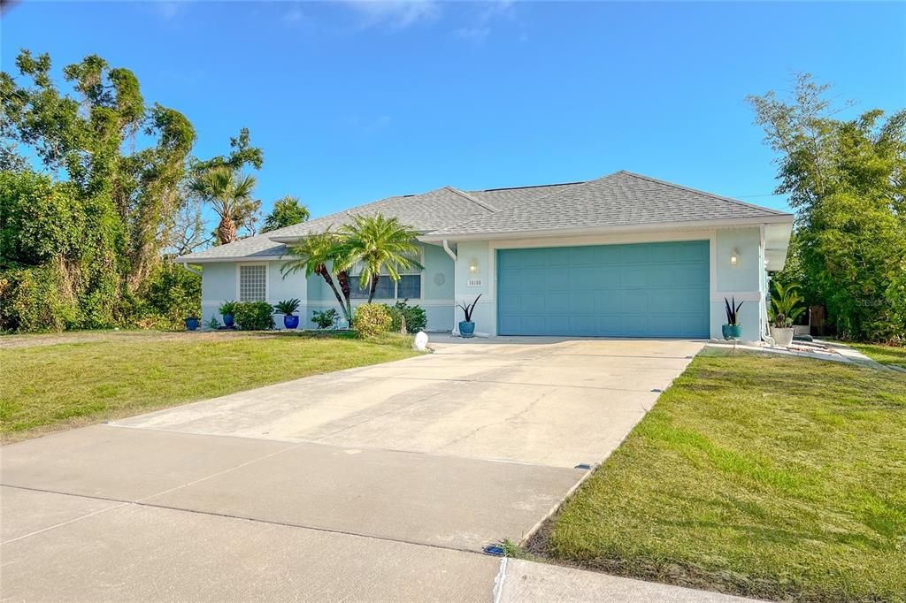 For Sale: $525,000 (3 beds, 2 baths, 1599 Square Feet)