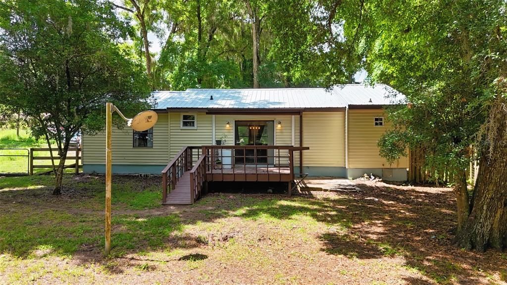 For Sale: $210,000 (3 beds, 2 baths, 1242 Square Feet)