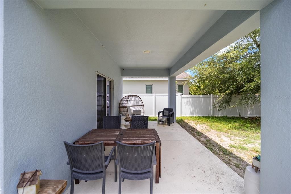 For Sale: $348,750 (3 beds, 2 baths, 2075 Square Feet)