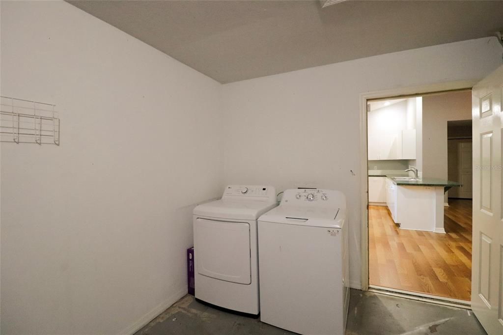 For Rent: $1,750 (3 beds, 2 baths, 1158 Square Feet)