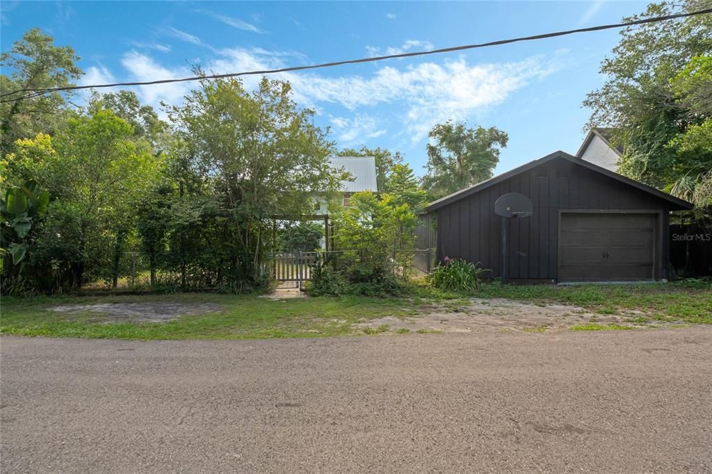 For Sale: $495,000 (3 beds, 2 baths, 2312 Square Feet)