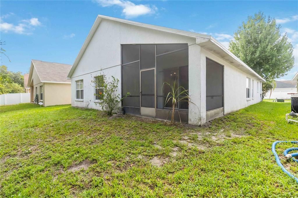 For Sale: $375,000 (4 beds, 2 baths, 1802 Square Feet)