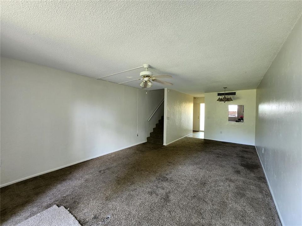 For Rent: $1,000 (2 beds, 2 baths, 1292 Square Feet)