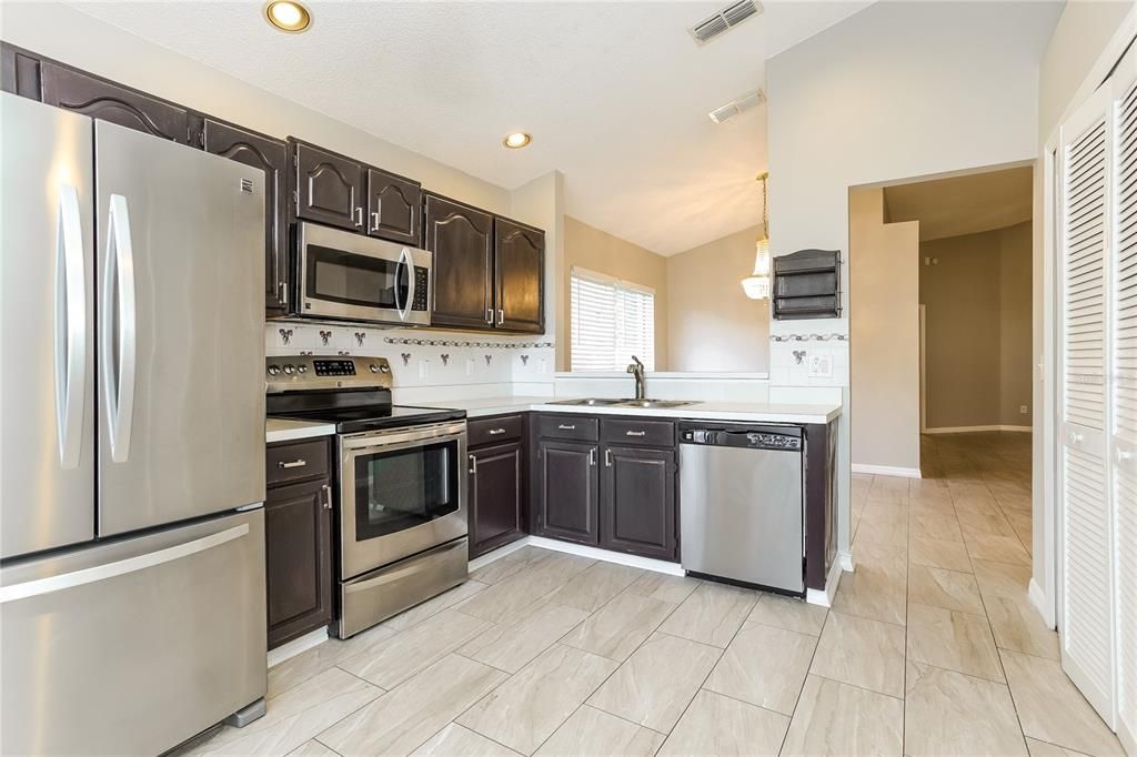 Active With Contract: $2,245 (4 beds, 2 baths, 1474 Square Feet)