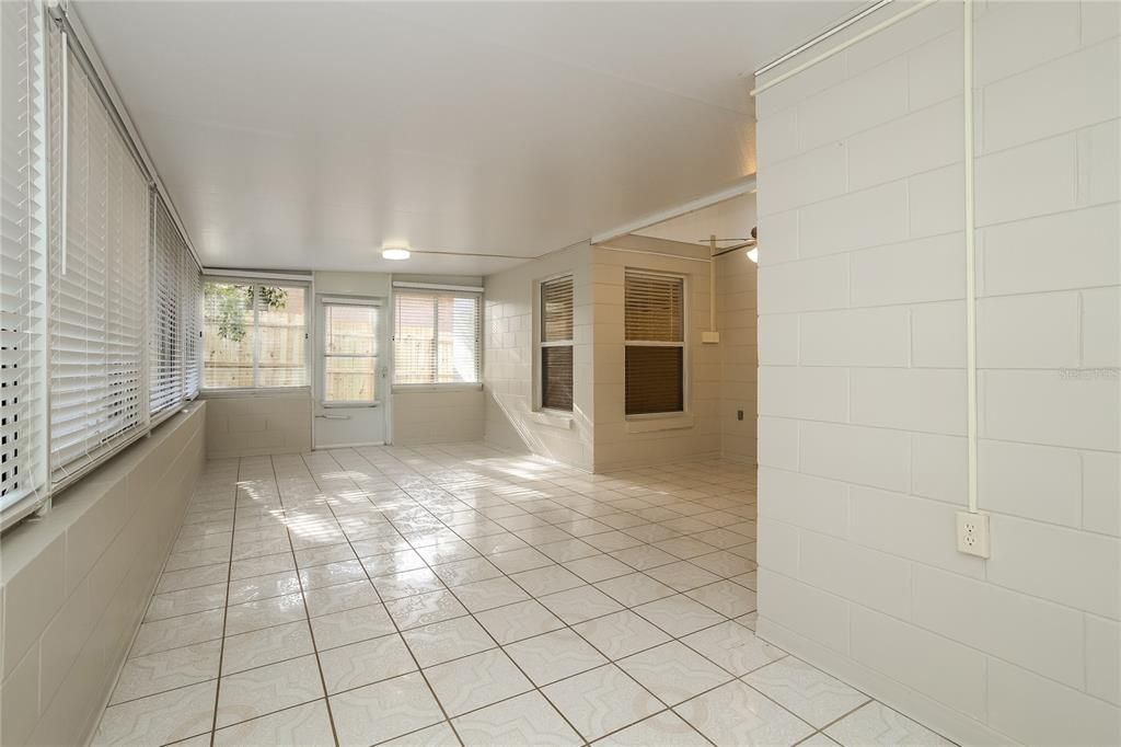Active With Contract: $2,245 (4 beds, 2 baths, 1474 Square Feet)