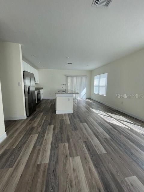 For Rent: $1,700 (3 beds, 2 baths, 1489 Square Feet)