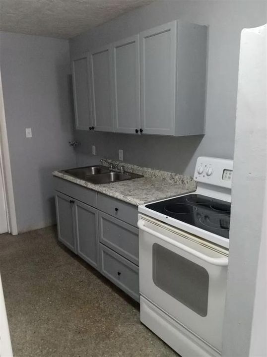 Recently Rented: $1,195 (2 beds, 1 baths, 624 Square Feet)