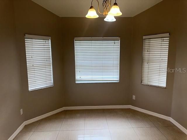 For Rent: $2,500 (3 beds, 2 baths, 1721 Square Feet)