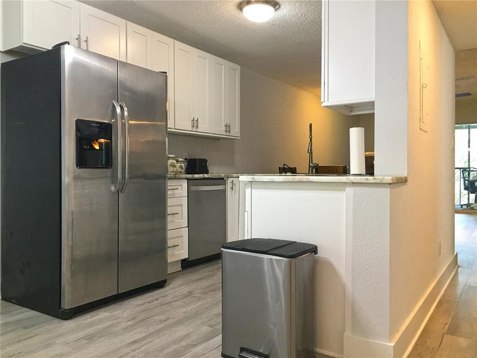 For Sale: $237,000 (2 beds, 2 baths, 960 Square Feet)