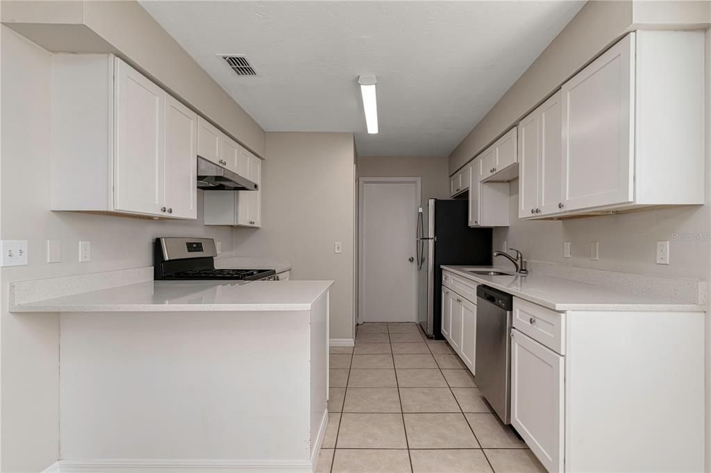 For Sale: $315,000 (4 beds, 2 baths, 1755 Square Feet)