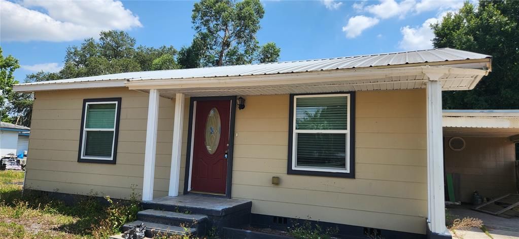 Active With Contract: $175,000 (4 beds, 2 baths, 1170 Square Feet)