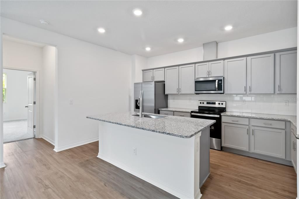 For Sale: $386,248 (3 beds, 2 baths, 1511 Square Feet)