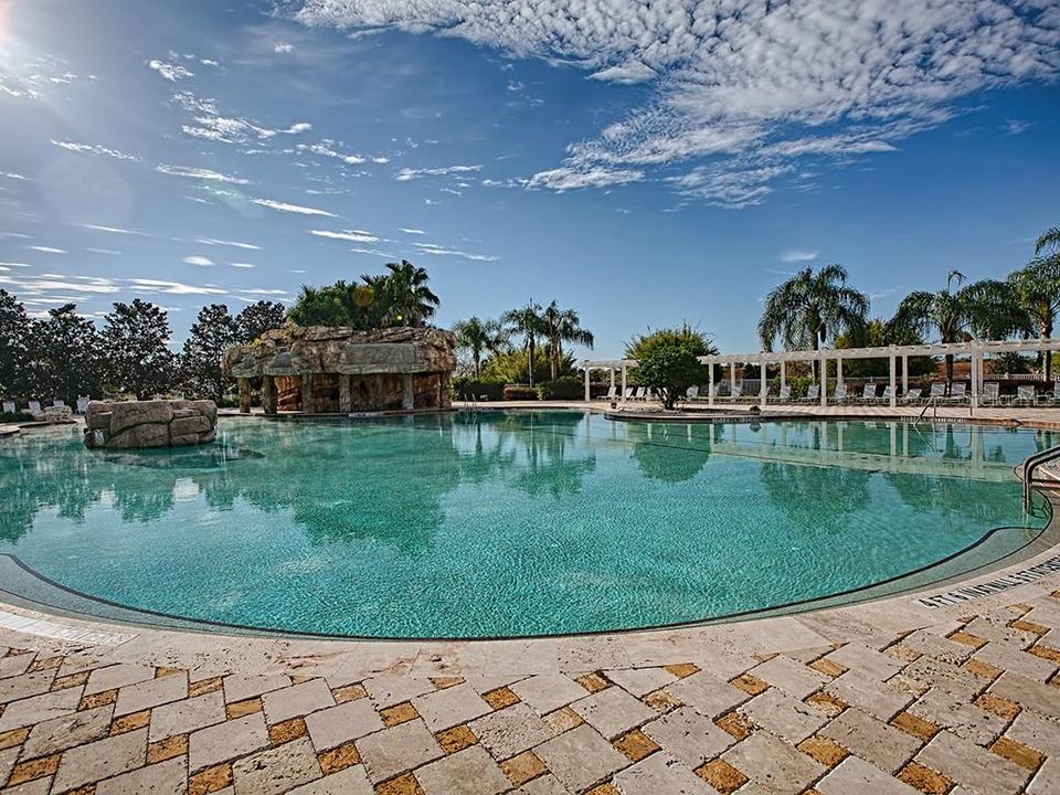 COMMUNITY RESORT STYLE POOL