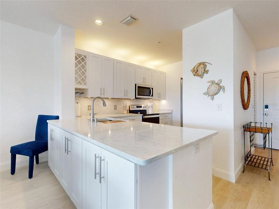 For Sale: $649,000 (2 beds, 2 baths, 1454 Square Feet)