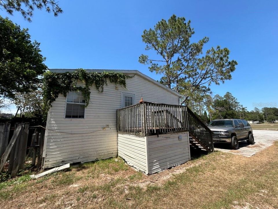 For Sale: $237,000 (4 beds, 2 baths, 1620 Square Feet)