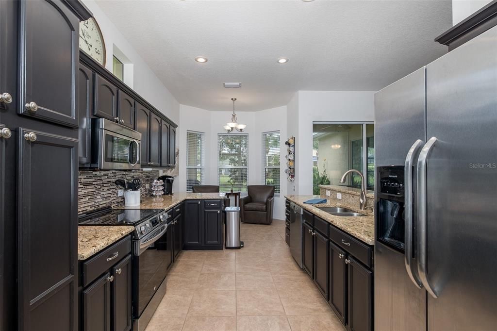 Active With Contract: $449,900 (3 beds, 2 baths, 1678 Square Feet)