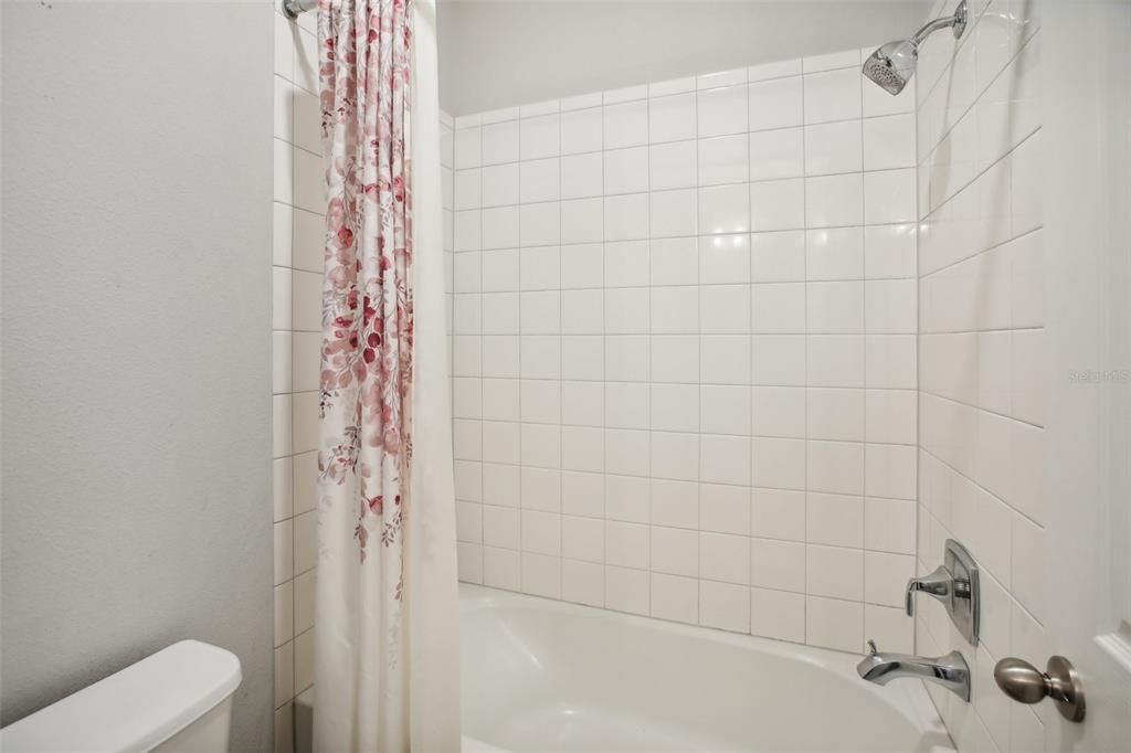 待售: $670,000 (4 贝兹, 2 浴室, 1968 平方英尺)
