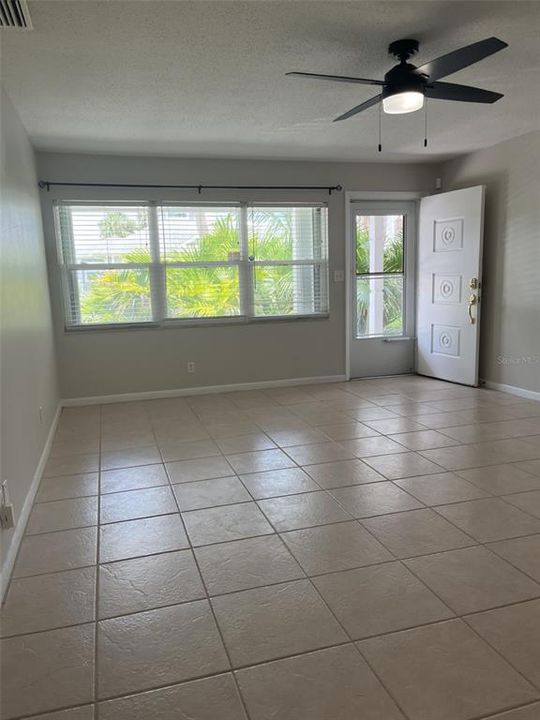 For Rent: $2,600 (2 beds, 2 baths, 1120 Square Feet)