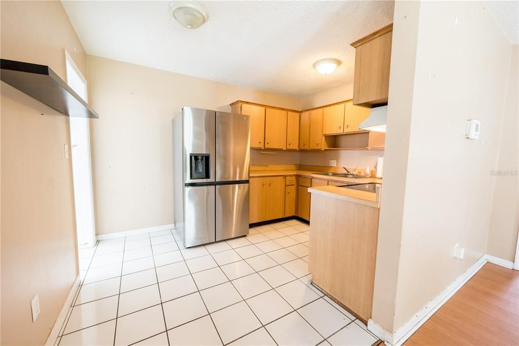 Active With Contract: $139,900 (3 beds, 1 baths, 1362 Square Feet)