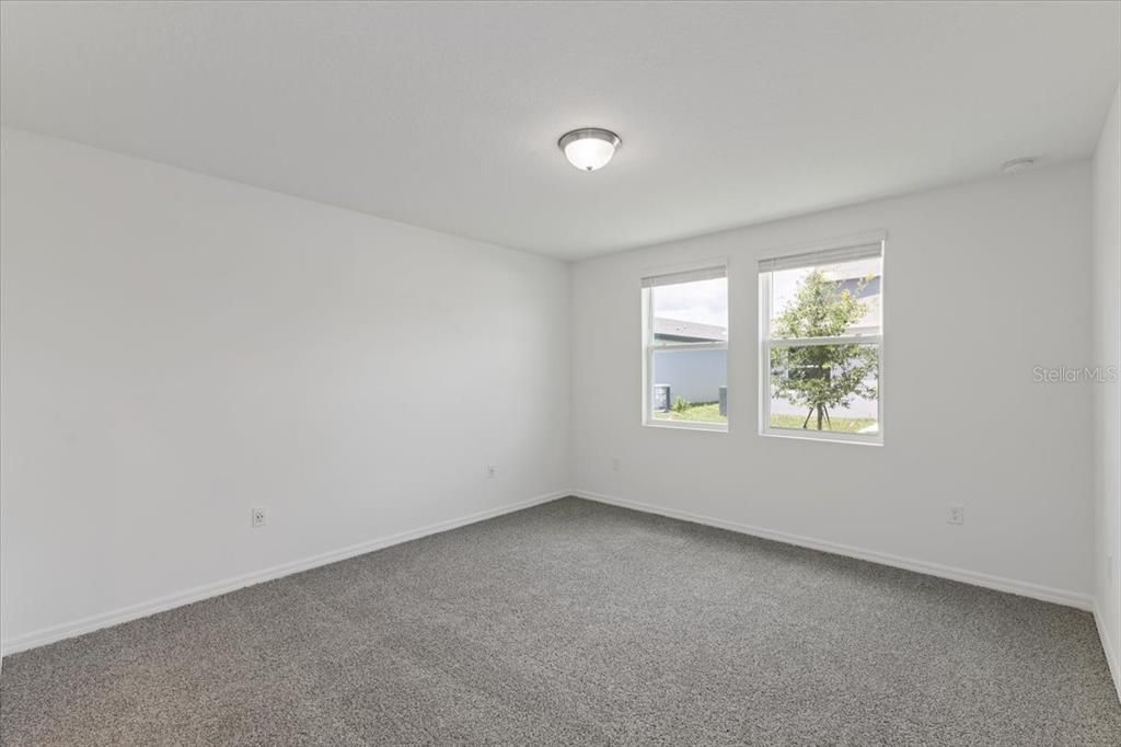 Active With Contract: $290,000 (4 beds, 2 baths, 1607 Square Feet)