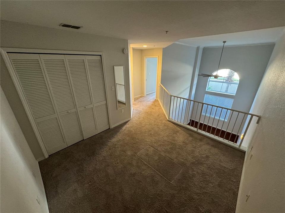 Active With Contract: $2,200 (1 beds, 1 baths, 1015 Square Feet)