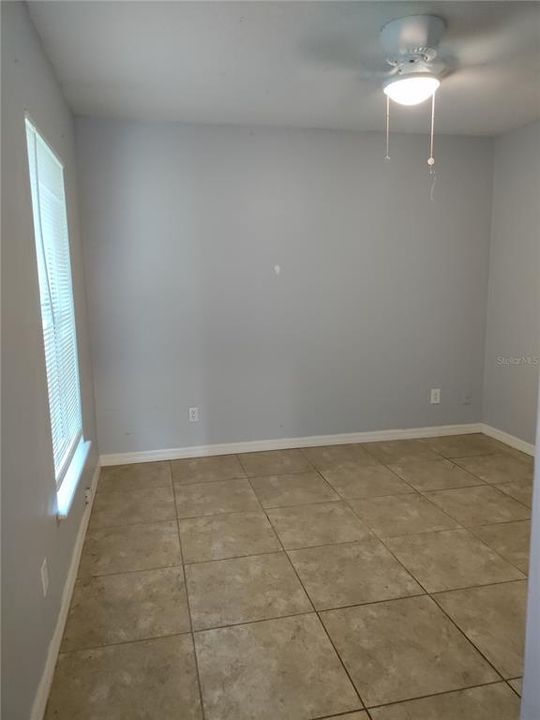 For Rent: $1,000 (1 beds, 1 baths, 477 Square Feet)