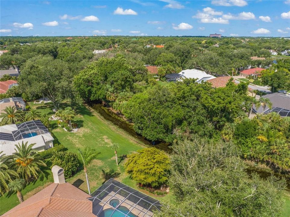 For Sale: $975,000 (3 beds, 2 baths, 2568 Square Feet)