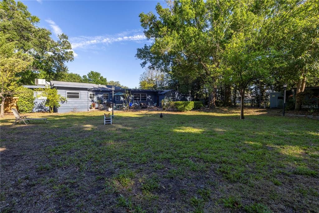 For Sale: $1,100,000 (3 beds, 2 baths, 1666 Square Feet)