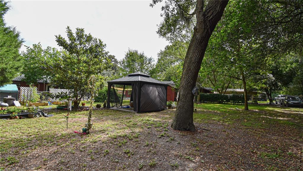 For Sale: $324,900 (3 beds, 2 baths, 1679 Square Feet)