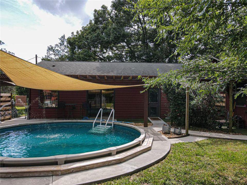 For Sale: $324,900 (3 beds, 2 baths, 1679 Square Feet)