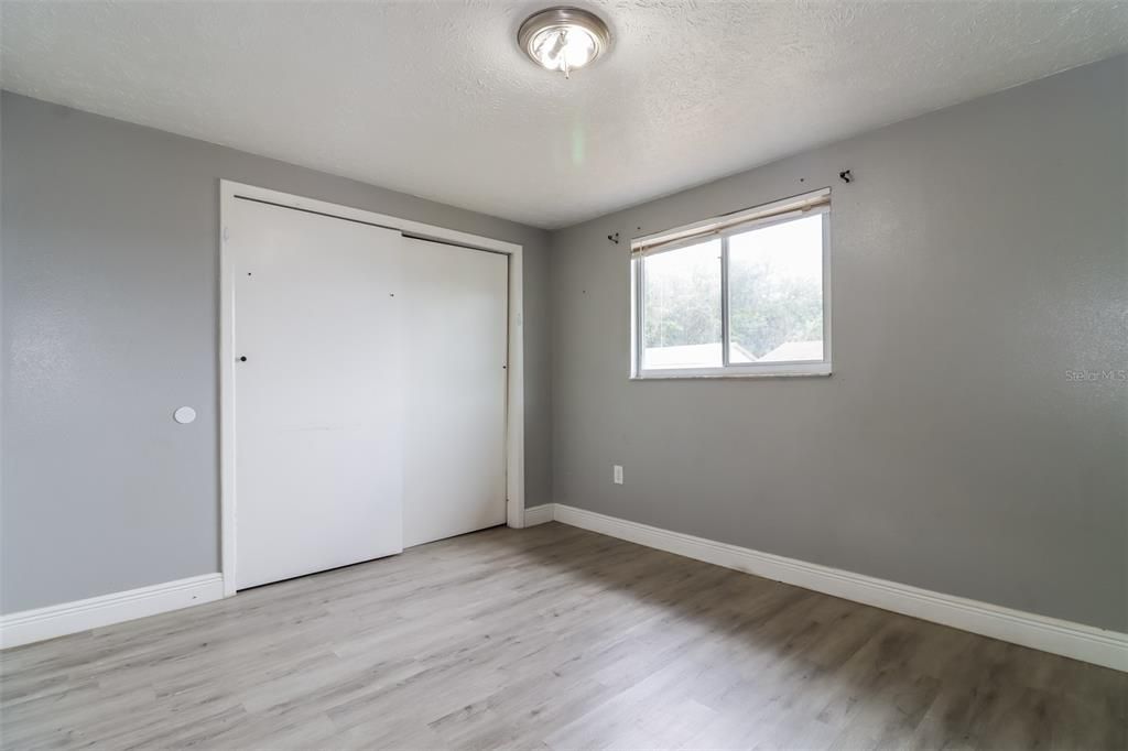 For Sale: $260,000 (4 beds, 2 baths, 1360 Square Feet)