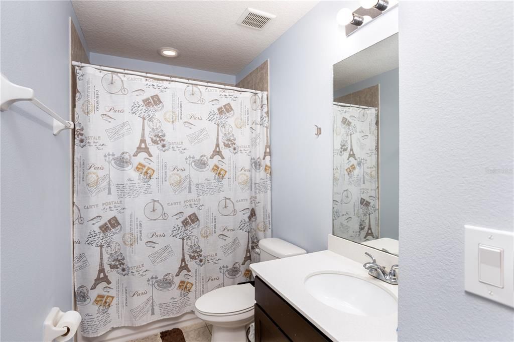 For Sale: $339,900 (3 beds, 2 baths, 1550 Square Feet)