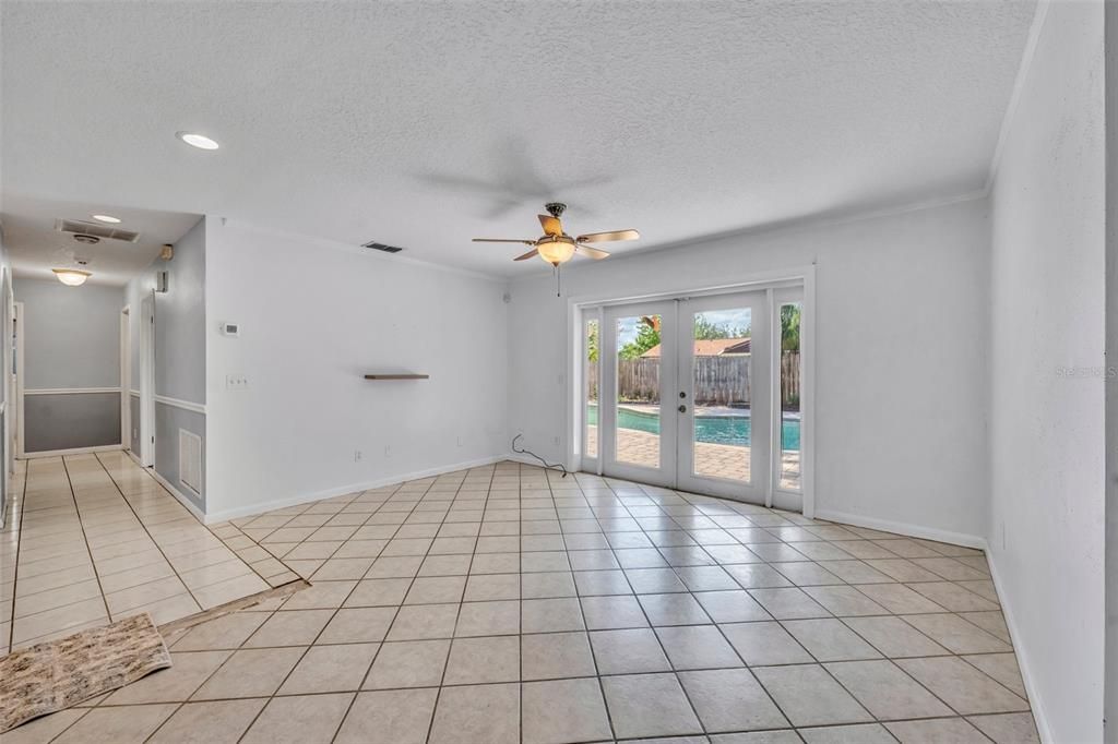 Active With Contract: $409,000 (3 beds, 2 baths, 1596 Square Feet)