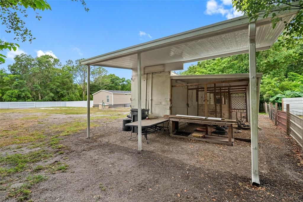 Active With Contract: $350,000 (3 beds, 2 baths, 1456 Square Feet)