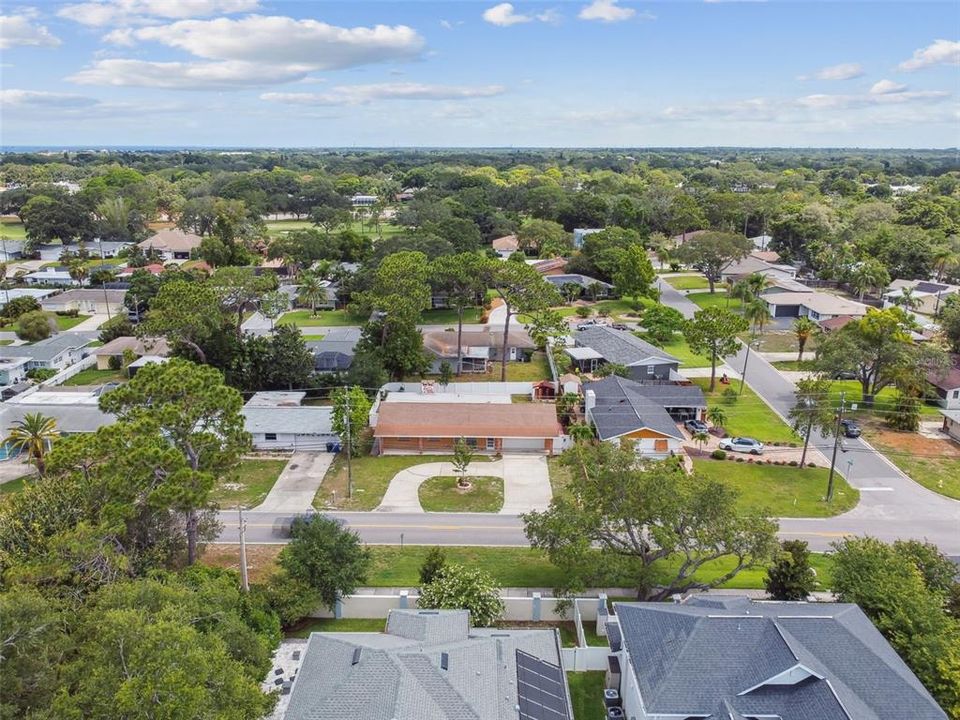 For Sale: $500,000 (4 beds, 3 baths, 1869 Square Feet)