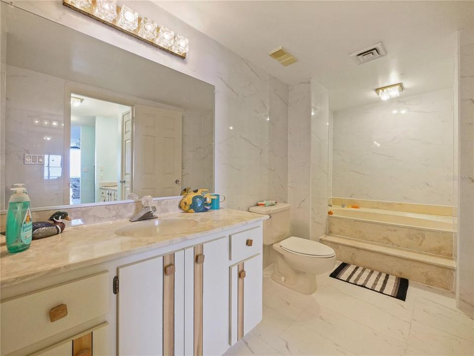 待售: $700,000 (3 贝兹, 4 浴室, 2967 平方英尺)
