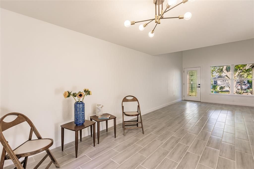 Active With Contract: $395,000 (3 beds, 2 baths, 1344 Square Feet)