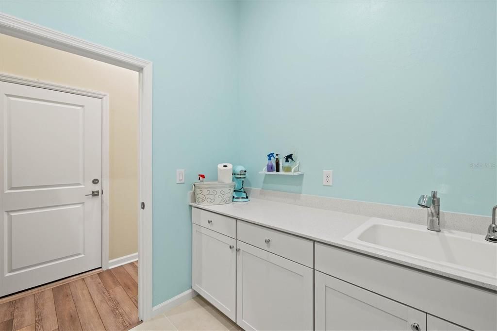 For Sale: $834,900 (2 beds, 2 baths, 1909 Square Feet)