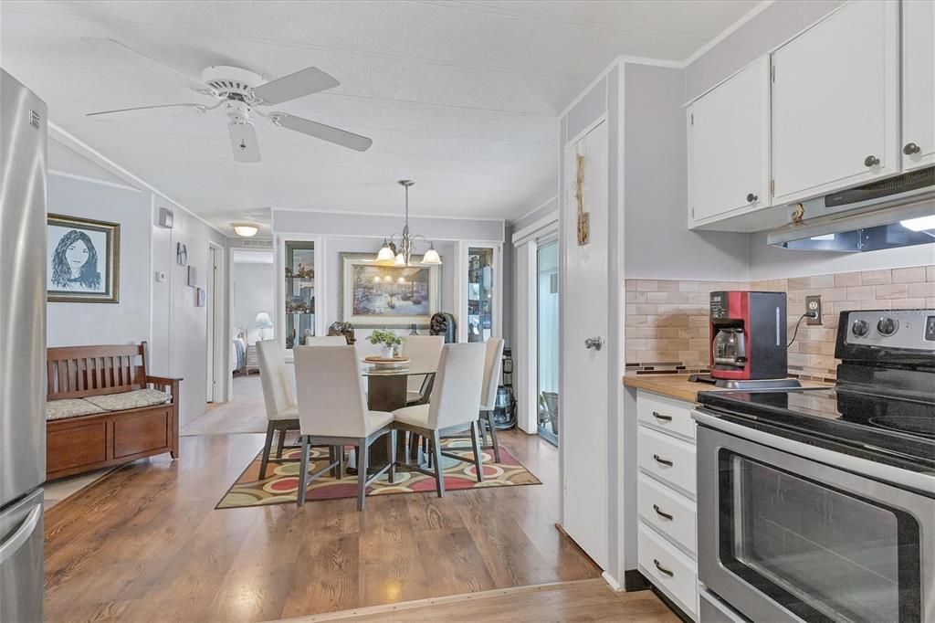 Dining Room/Kitchen