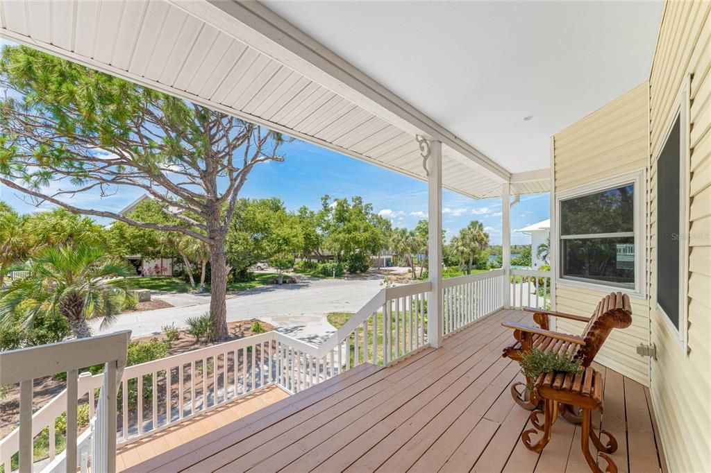 Enjoy your morning coffee on this spacious front porch!