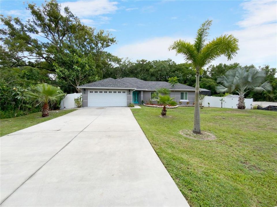 For Sale: $515,000 (3 beds, 2 baths, 1464 Square Feet)