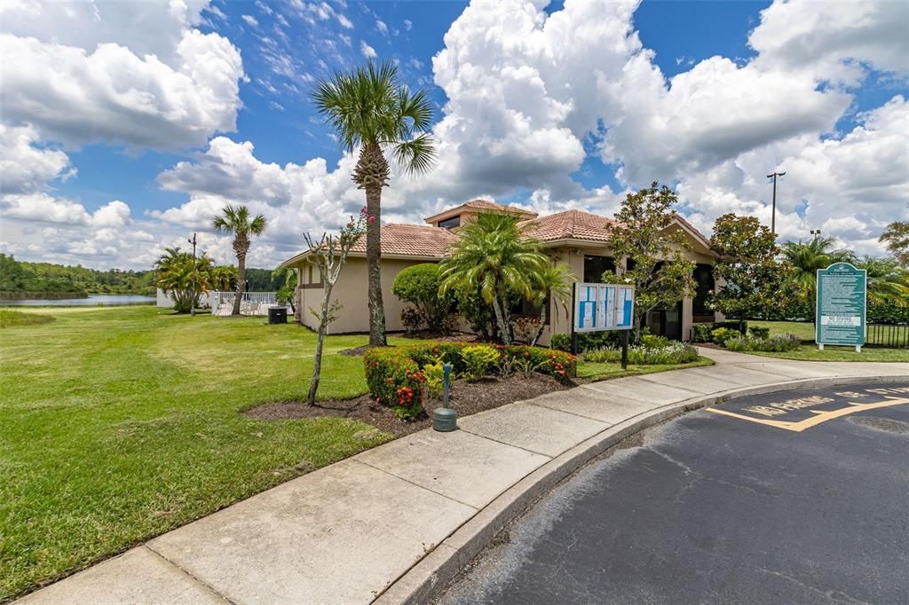 For Sale: $599,900 (4 beds, 2 baths, 2708 Square Feet)