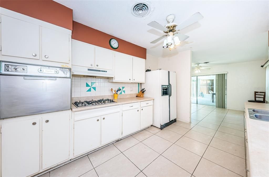 For Sale: $499,900 (3 beds, 2 baths, 1440 Square Feet)