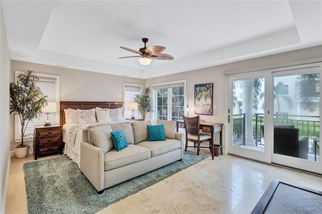 Active With Contract: $1,495,000 (2 beds, 2 baths, 1520 Square Feet)