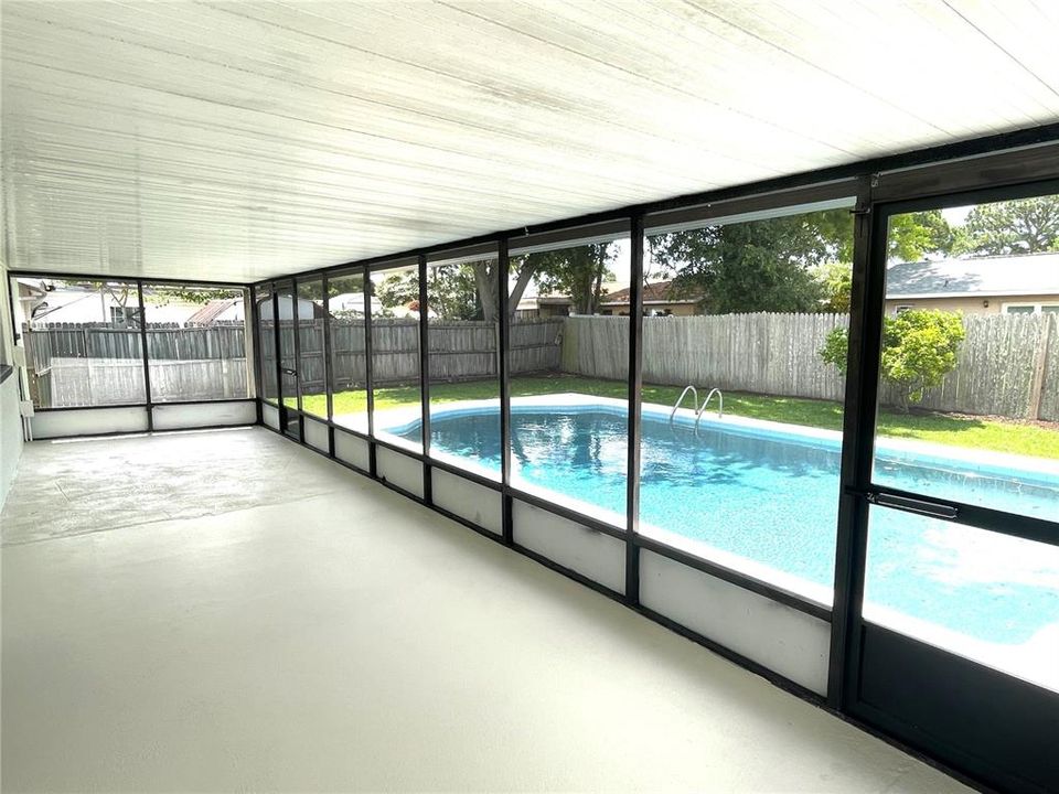 Pool side screened porch