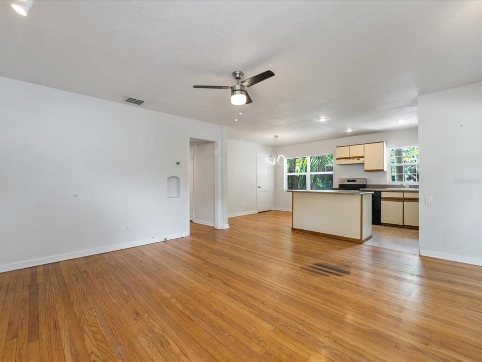 Kitchen/Living room