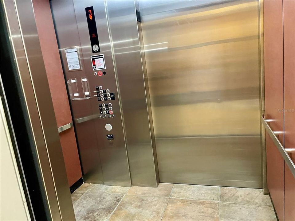 Private elevator