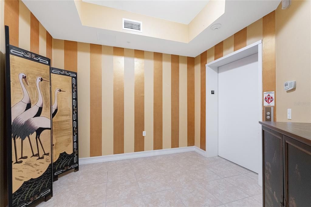 Unit foyer with private elevator